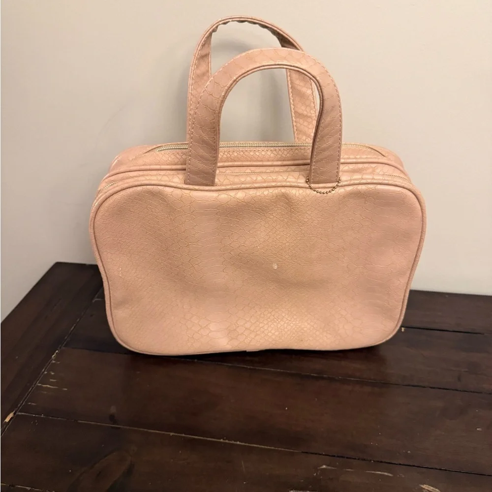 Sonia Kashuk Blush Pink Faux Croc Double Zip Makeup Train Case Gold Hardware